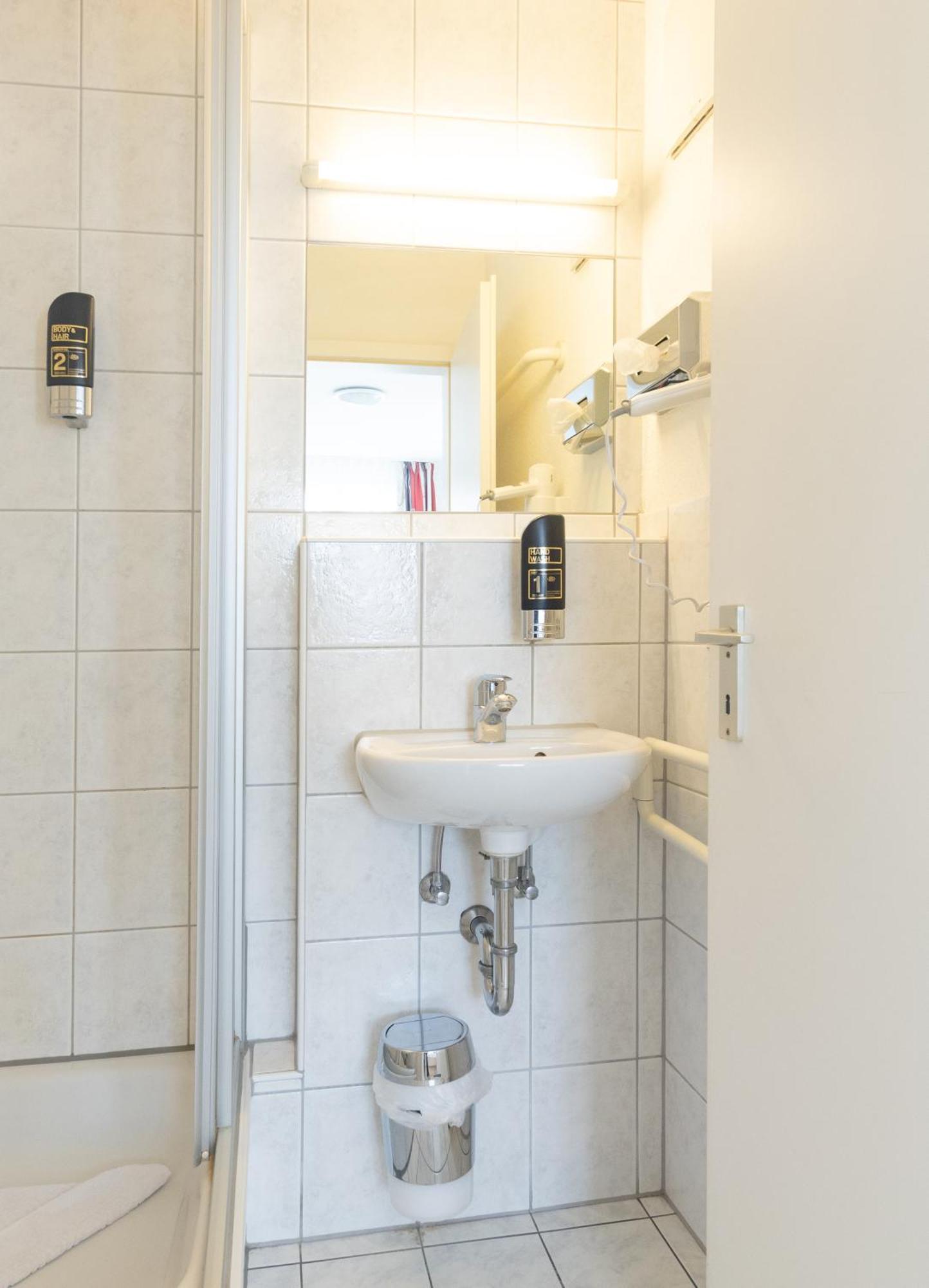 Gasthaus Traube, Ludwigshafen, Bodensee, Seenah Gelegen Bodman-Ludwigshafen Eksteriør bilde